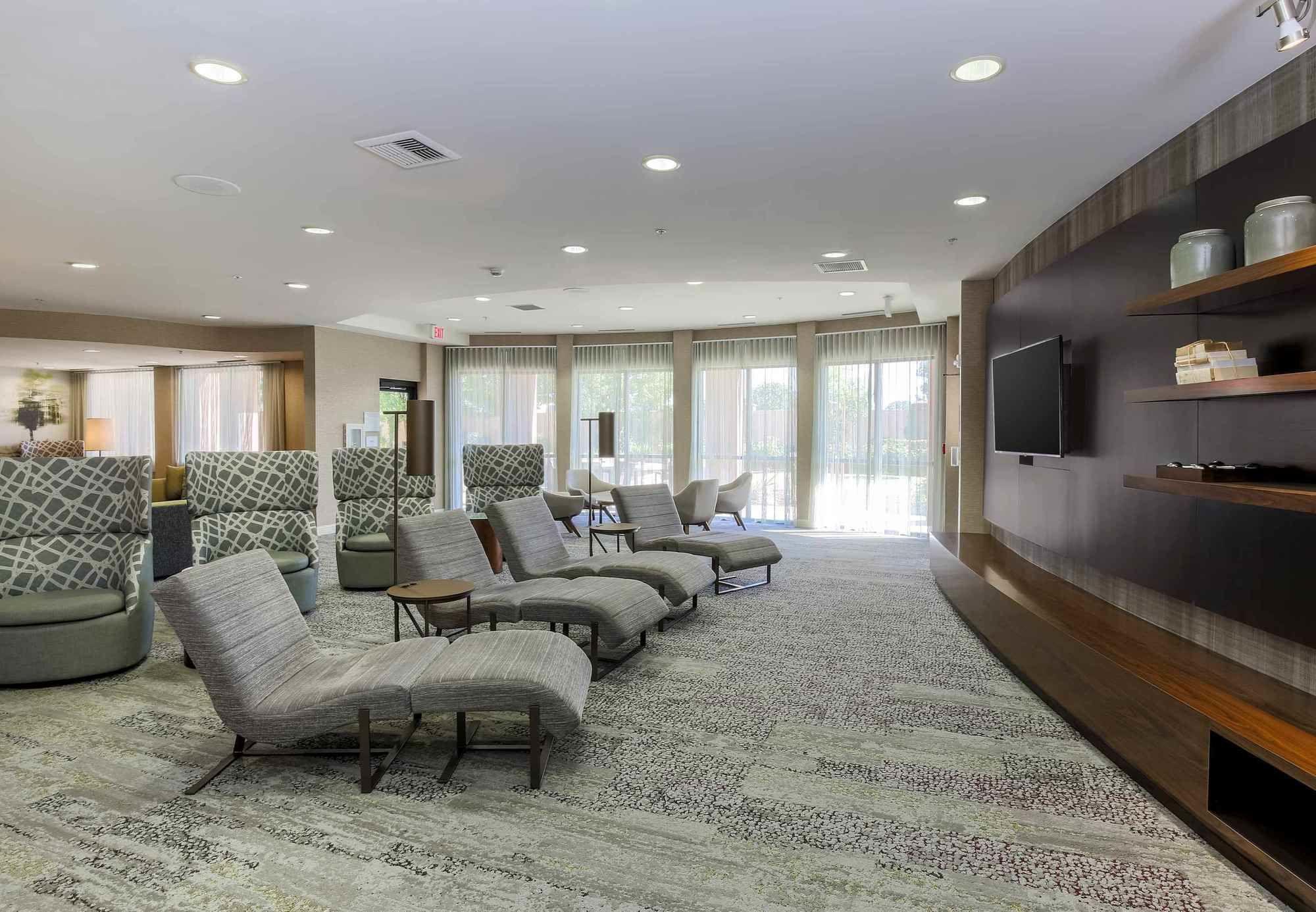 Courtyard By Marriott Roseville Galleria Mall/Creekside Ridge Drive Екстер'єр фото