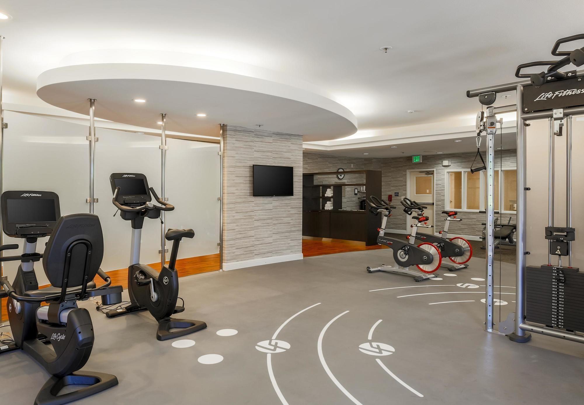 Courtyard By Marriott Roseville Galleria Mall/Creekside Ridge Drive Екстер'єр фото