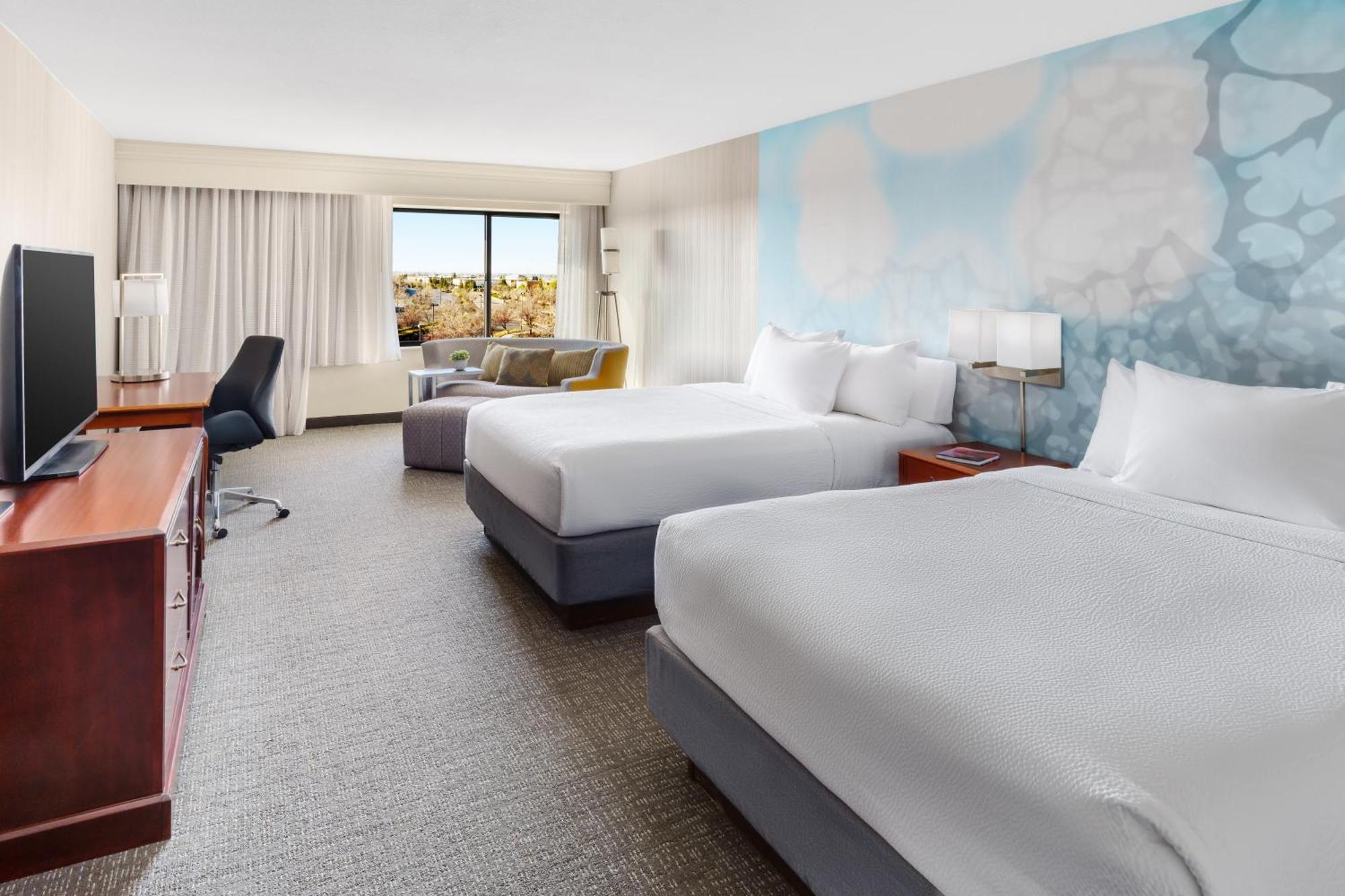 Courtyard By Marriott Roseville Galleria Mall/Creekside Ridge Drive Екстер'єр фото