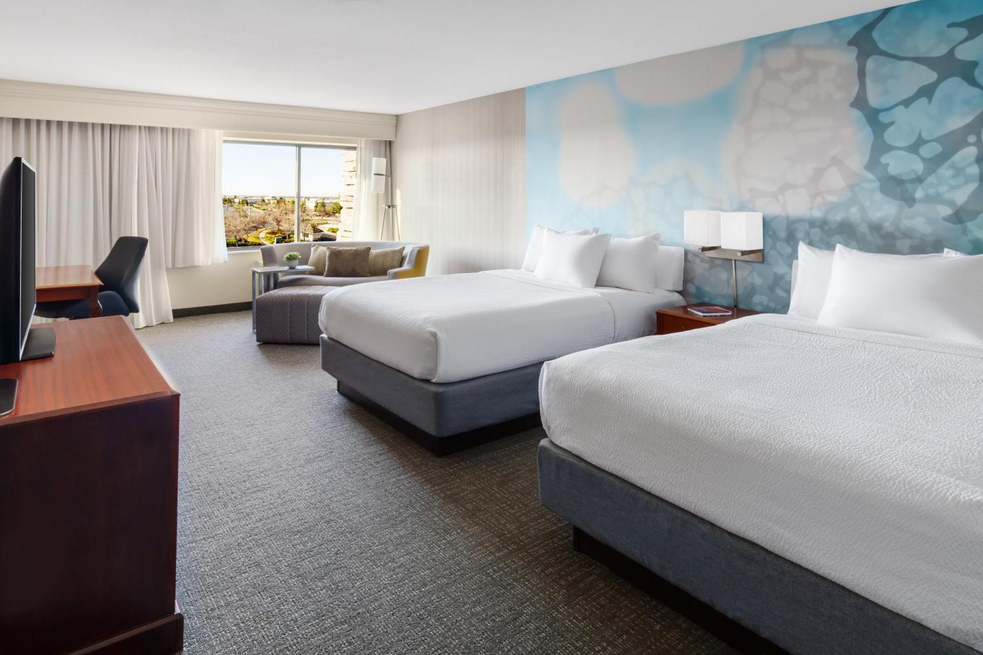 Courtyard By Marriott Roseville Galleria Mall/Creekside Ridge Drive Екстер'єр фото