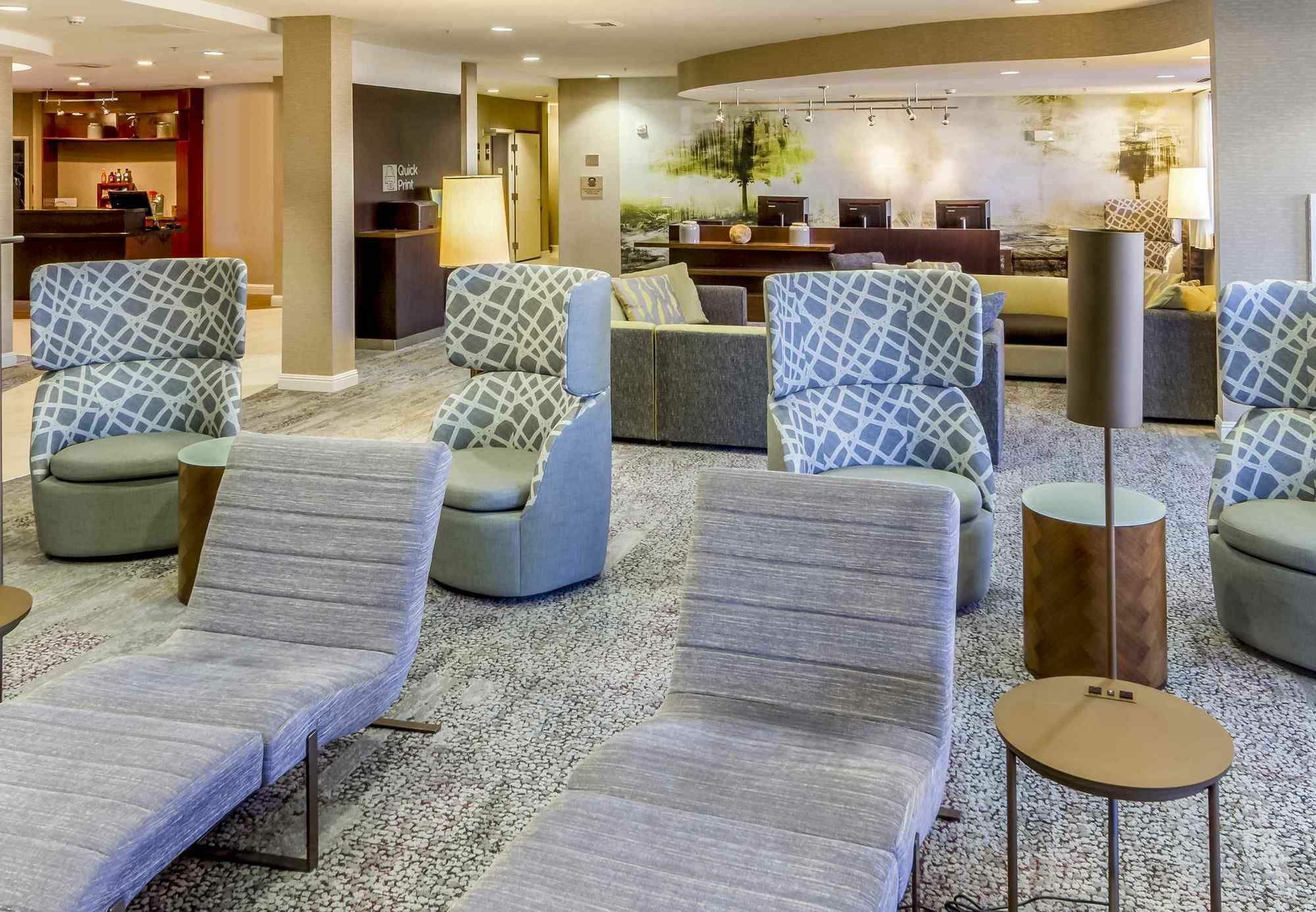 Courtyard By Marriott Roseville Galleria Mall/Creekside Ridge Drive Екстер'єр фото